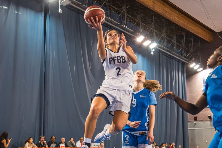 La Ligue Féminine 2 reprend du service